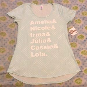 Lularoe Supply : Small Classic T with LLR names